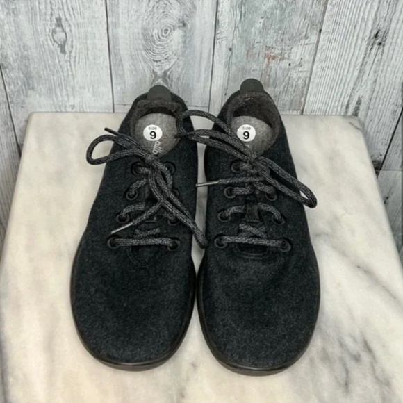 Allbirds Women's Wool Runners - Picture 6 of 7